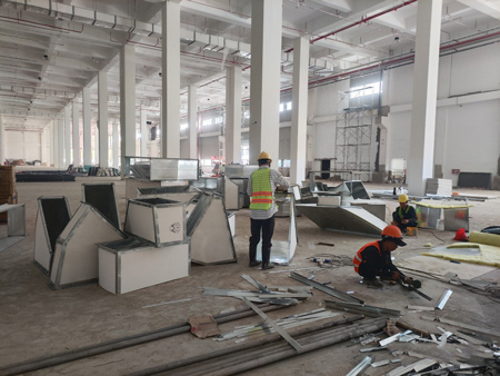 Nghệ Năng thi công hệ thống hút khói và hút mùi WC