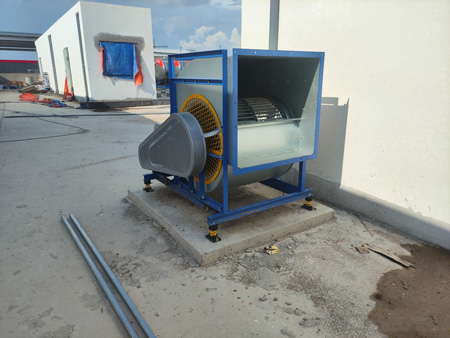 Nghệ Năng thi công hệ thống hút khói và hút mùi WC